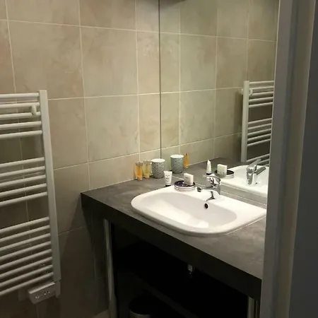 Apartment 10 Rue De La Rampe