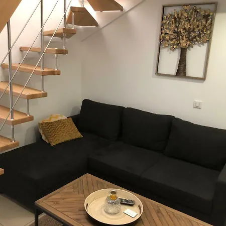 10 Rue De La Rampe Cannes